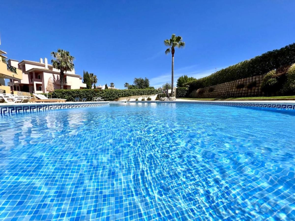 Albufeira Valley 2 With Pool By Homing Екстер'єр фото